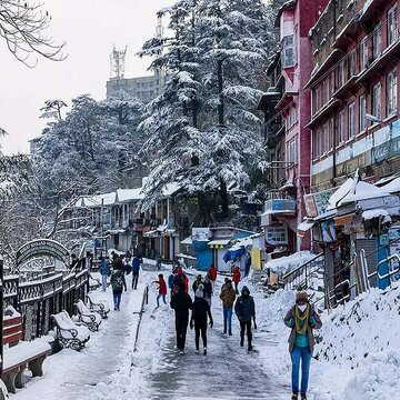Snowfall on Christmas? The hills are bubbling with excitement