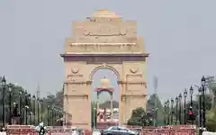 Delhi sizzles at 40.7°C, IMD warns of heatwave conditions by weekend