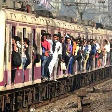Sealdah Main line train services hit by signal failure at Belgharia, commuters stranded