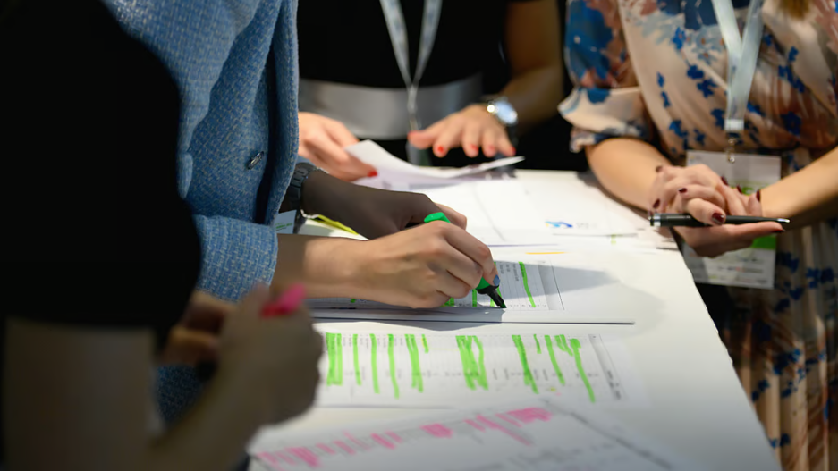 ECI cracks whip in Bengal, 143 BLOs on chopping block, DEOs get a deadline