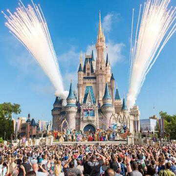 Disney World peak ticket price climbs to ₹18,500 for 2027