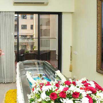 Asha Bhosle's last journey: Tricolour tribute, emotional scenes mark goodbye