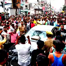 Vehicles burnt, roads blocked: Tensions flare in Uttam Nagar after man beaten to death during Holi