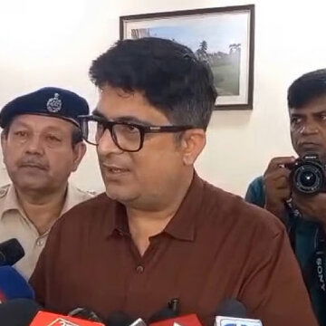 'Late announcement at the station...' Eastern Railway's Howrah DRM speaks out on stampede incident at Bardhaman station