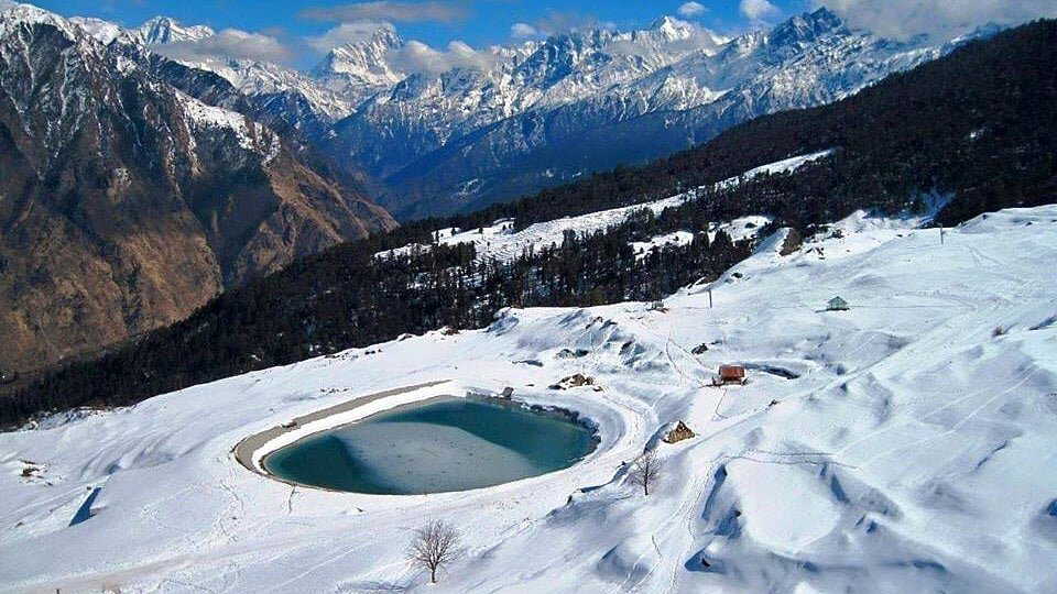 Want to see snow? Head here for India’s longest ropeway and skiing adventure