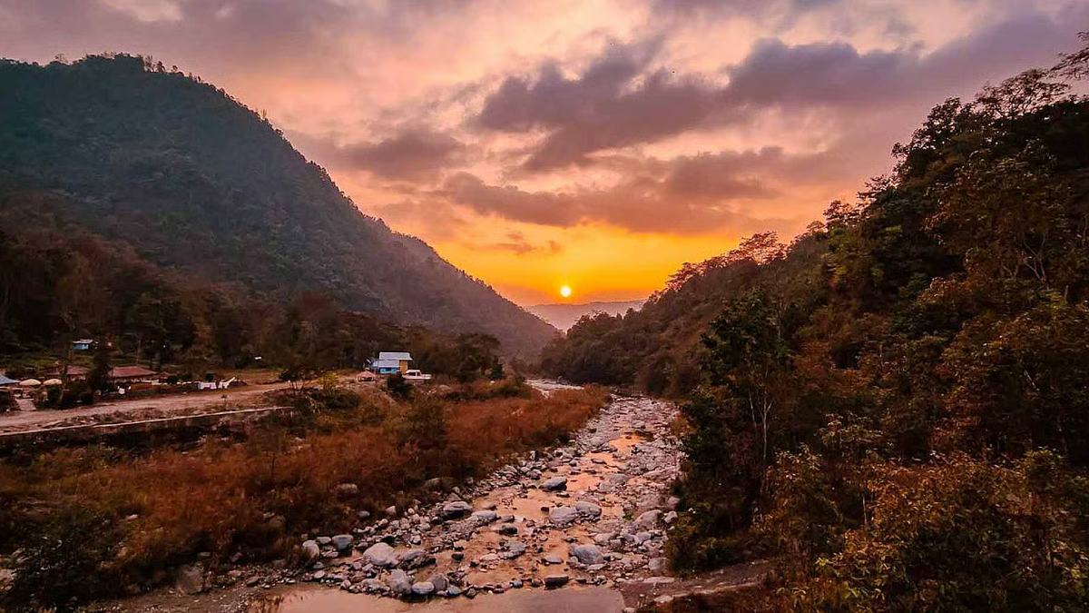 Tired of the urban noise? Unwind by banks of Reilly River