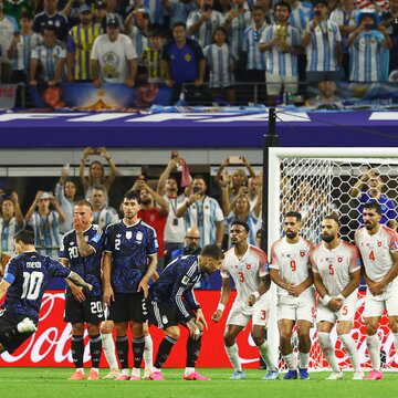 Argentina remains unbeaten in the group stage, Messi Martinez show dismantled Jordan defence