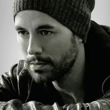 Enrique Iglesias rocks Mumbai: 25,000 fans sing along as pop icon returns after 13 years