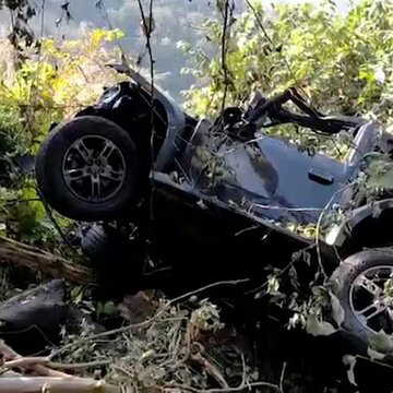 Picnic trip turns tragic as car plunges into gorge killing six
