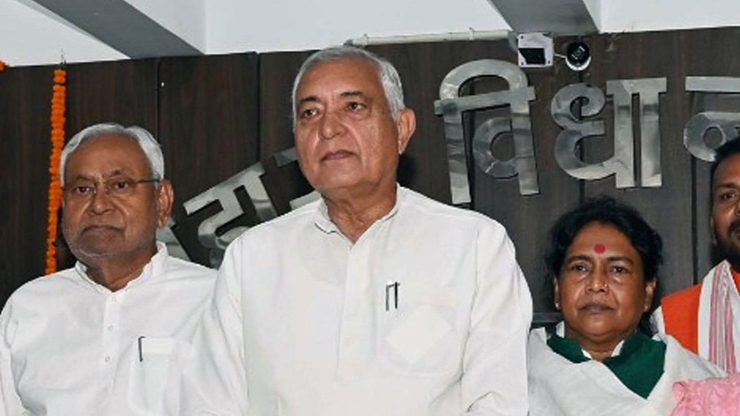 NDA poised for over two-thirds majority, says JDU’s Devesh Chandra Thakur as campaign gains momentum