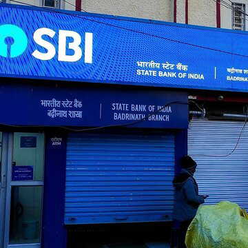 ATM withdrawals to get costlier as SBI revises charges after nearly a decade