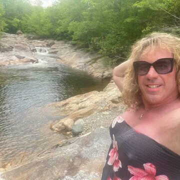 Who was Roberta Esposito? Pawtucket arena shooting suspect identified as daughter claims, father was ‘very sick’