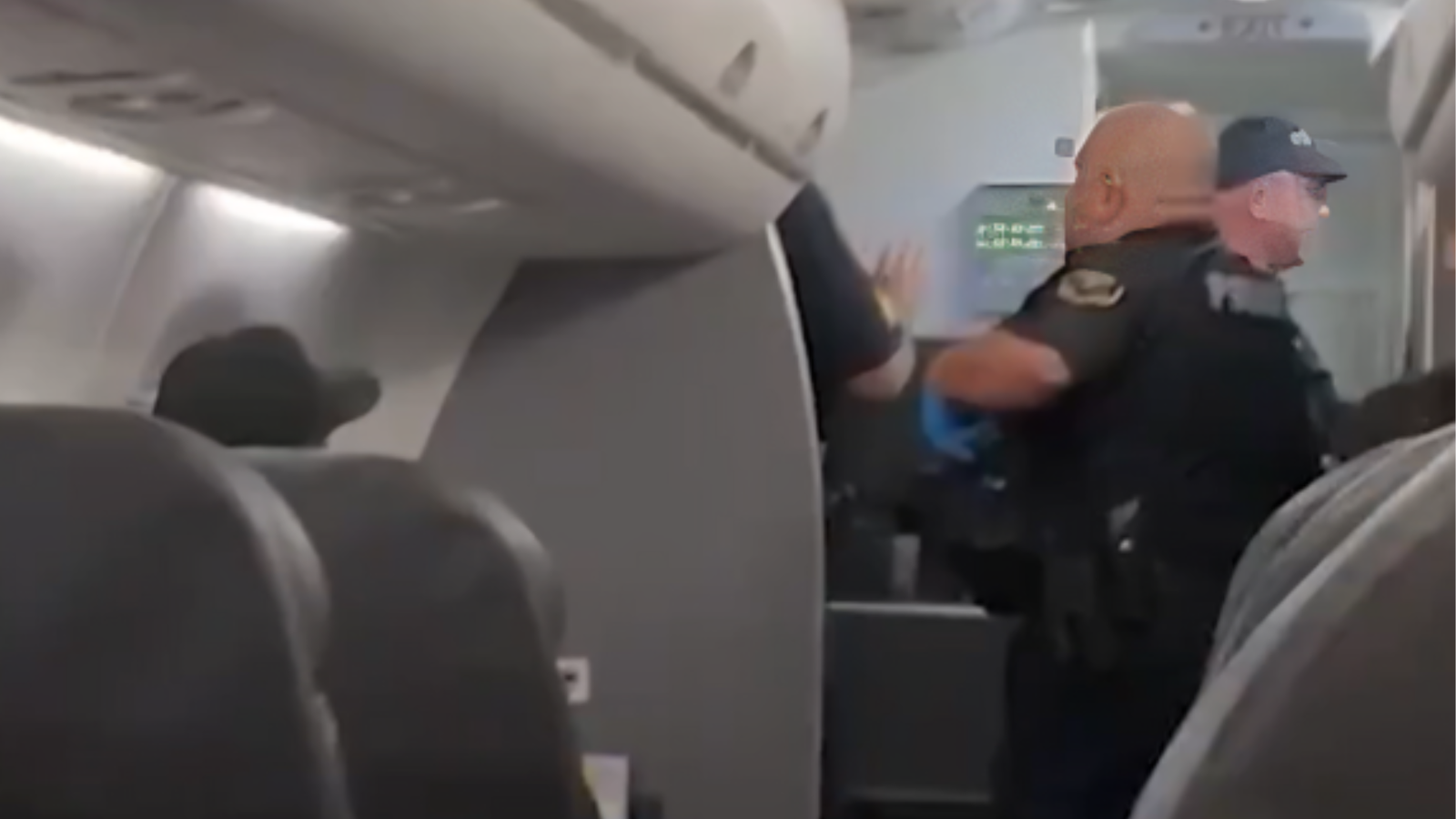 SkyWest flight 6469 emergency landing: Interphone failure sparks hijacking scare in Omaha