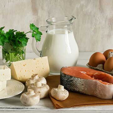 Which foods should you eat daily to prevent vitamin D deficiency in the body?