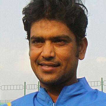 Grief strikes as  Laxmiratan Shukla loses father after prolonged illness