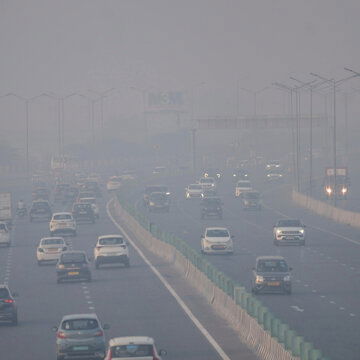 ‘I request to close down schools’, Parents demand school closure as Gurgaon AQI crosses 800