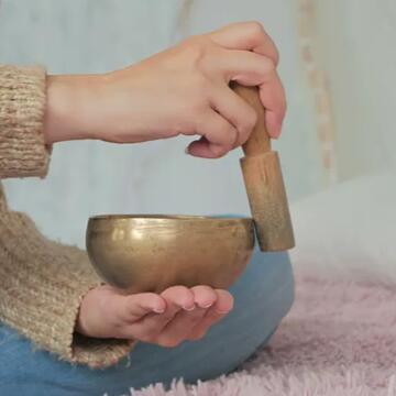 Struggling with stress and sleepless nights? Sound healing may be the remedy you’re missing