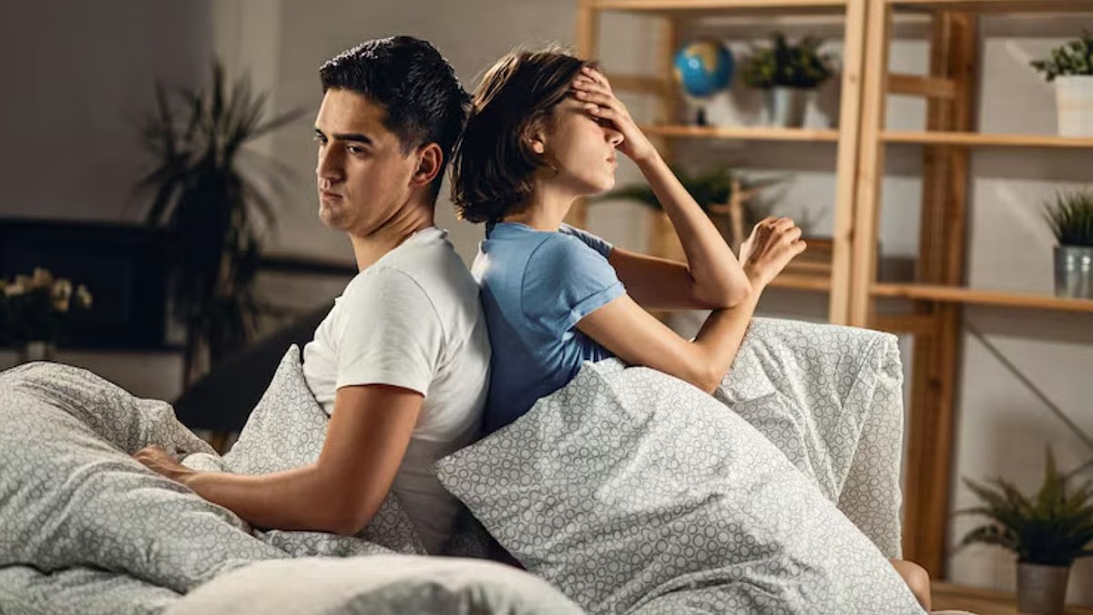 Is love enough to sustain a relationship? The difference between emotional availability and effort