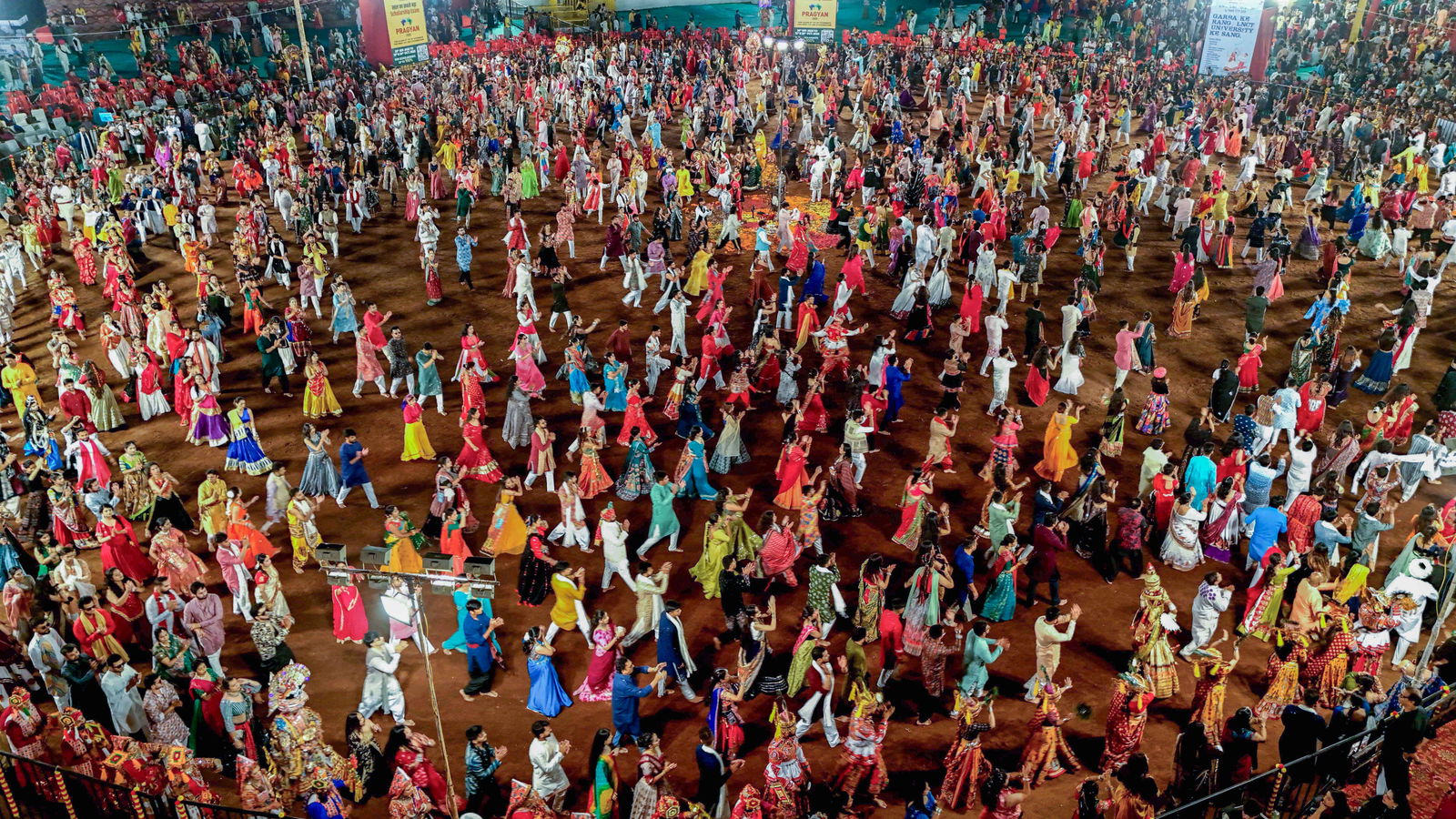 Mumbaikars claim NESCO to be most overrated Garba spot