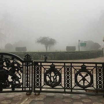 Winter pollution spike alarms Kolkata, Victoria Memorial area records hazardous AQI levels