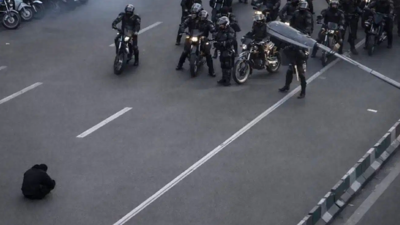 Seven killed as Tehran erupts in protests over rising prices and currency collapse