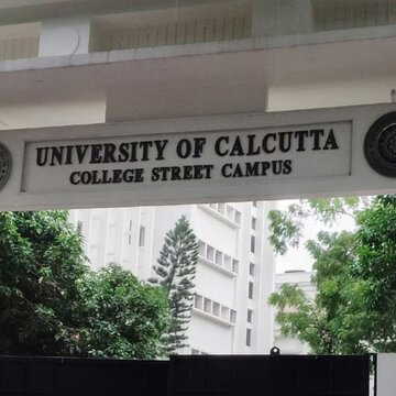 Students stage sit-in seeking postponement of third-semester exams, VC backs their demand