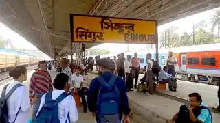 Howrah–Tarakeshwar trains hit for 3 hours, commuters stranded: Here's what railways says