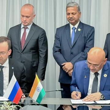 India and Russia to build passenger jets in India, HAL Signs MoU for twin-engine SJ-100 production