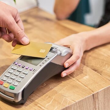 Protecting your personal data in the digital age: From laptops to cards