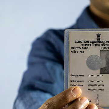 SIR in Bengal: Elderly neighbour becomes 'mother', uncle-in-law turns into ‘father’