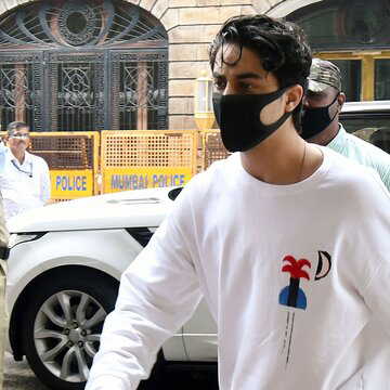 Aryan Khan under police scanner after viral 'middle finger' gesture at Bengaluru nightclub