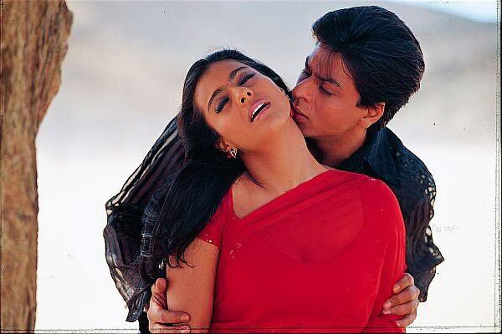 Shah Rukh Khan felt ‘almost naked’ watching himself in Kabhi Khushi Kabhie Gham