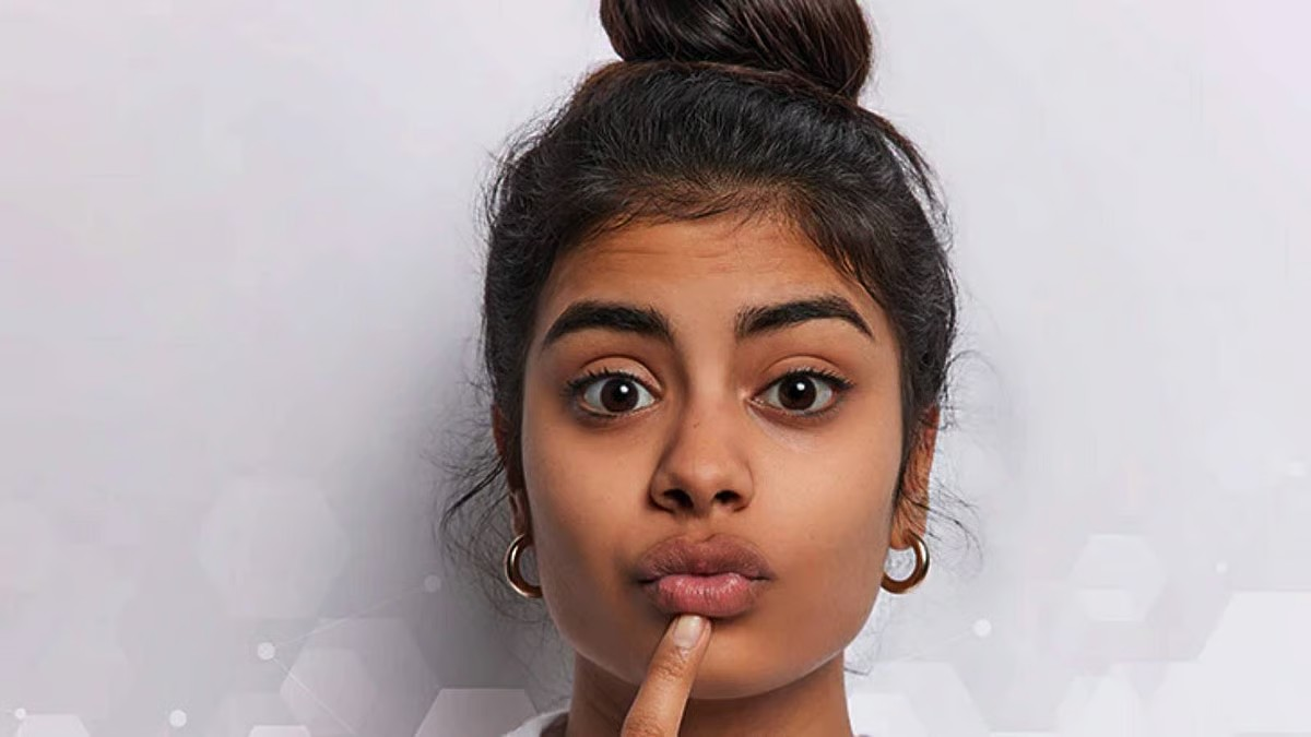 Dark spots around your lips? Try these 5 simple home remedies