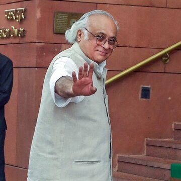 Congress flags fresh LIC-Adani link, demands parliamentary probe amid Washington Post findings