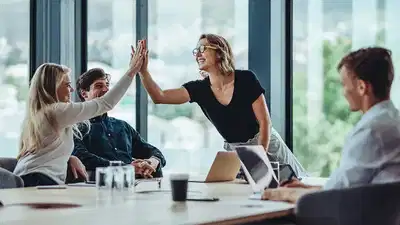 Facing issues with your boss? Simple ways to build a better work relationship