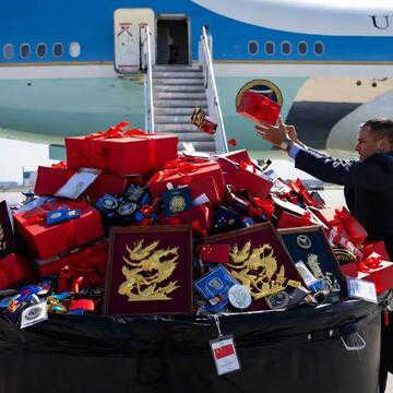 Trump delegation left China with no souvenirs, no personal devices and no trace: Report