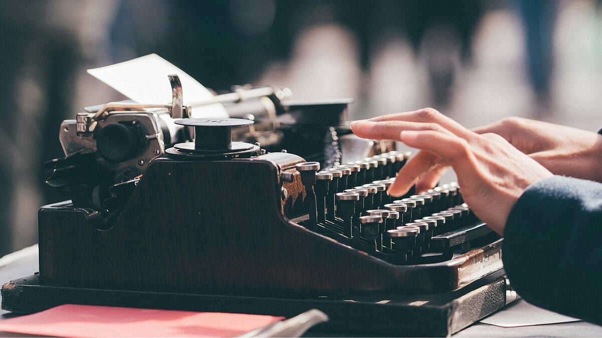 Where did the ‘khatakhat’ sound go? Typewriter exhibition at Shantiniketan revives the clatter