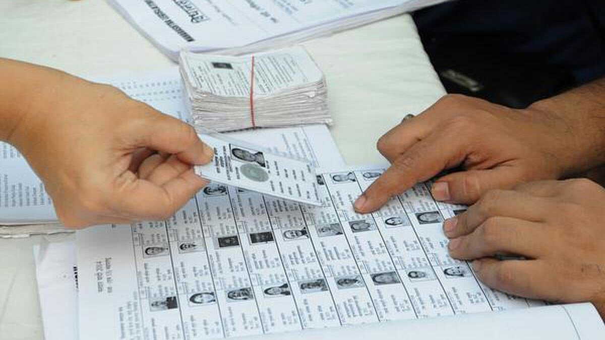 ‘Father’ of 389 voters? EC flags shocking anomalies in SIR records