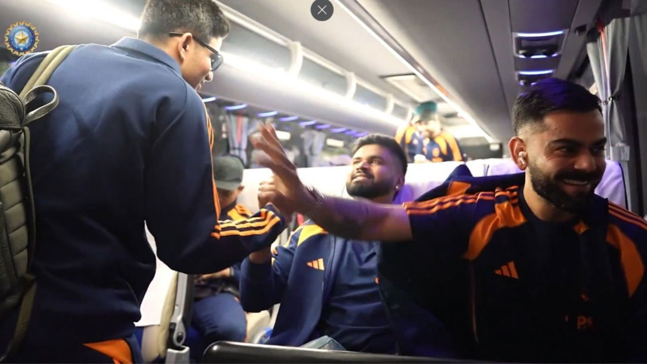 Shubman Gill and Virat Kohli reunited in the team bus, internet floods with nostalgic Ro-Ko emotions