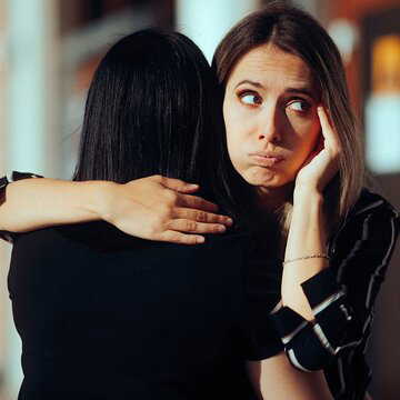 Not all friends are genuine: 5 signs that reveal who truly stands by you