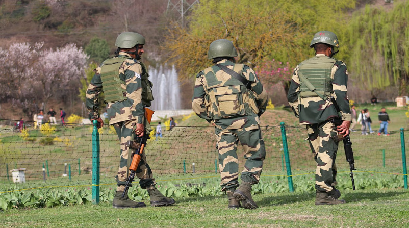 Centre considers deploying thousand company forces to ensure peaceful voting in Bihar