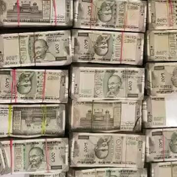 ED raids Kolkata businessman’s house in Bengal municipal recruitment scam, seizes cash and gold