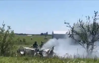 Missouri skydiving plane crashes moments after takeoff, all 12 on board killed