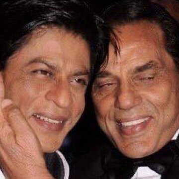 SRK pays tribute to 'He-Man' Dharmendra, here's what the Badshah of Bollywood wrote on social media