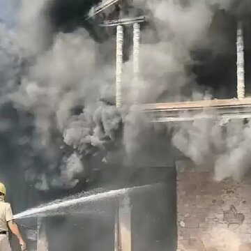 Massive fire breaks out at jewellery factory in Hooghly’s Singur, short circuit suspected