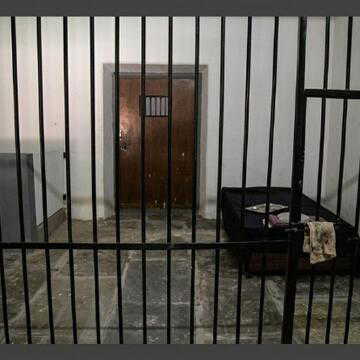 Would you sleep in a jail cell for Rs 2,000? THIS Indian prison now offers a real behind-bars experience to visitors