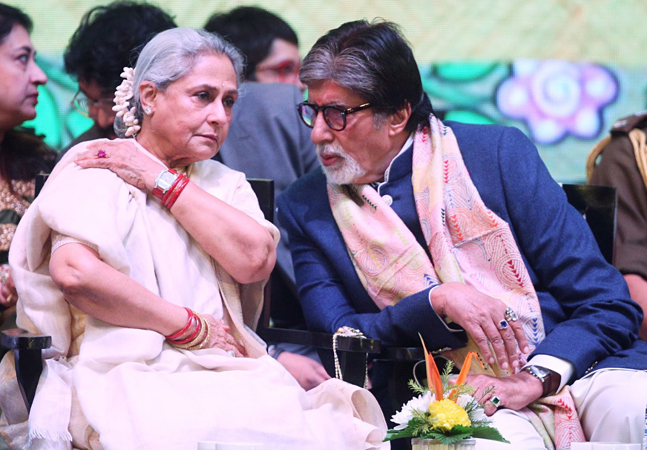 Amitabh Bachchan jokes about Jaya Bachchan’s height on KBC, leaving the audience in splits