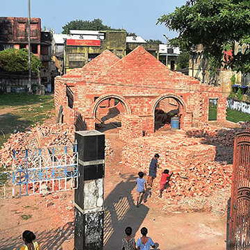 Kolkata park renovation stalled as pandal removal deadline missed, locals in the lurch