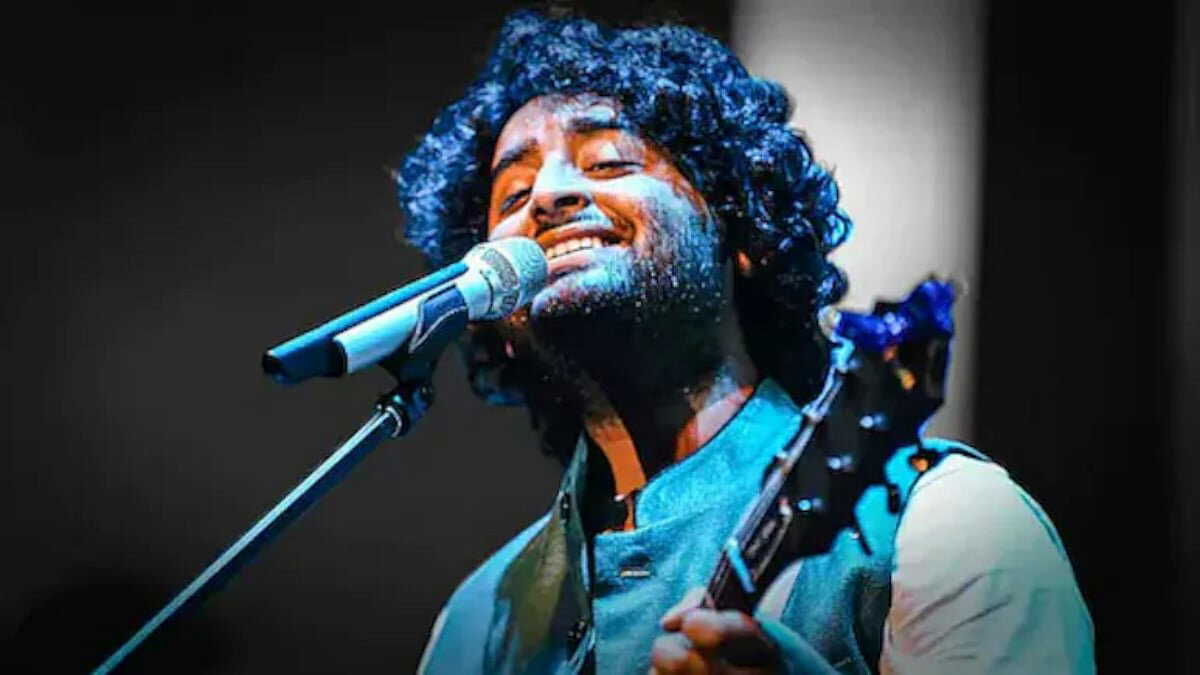 Arijit Singh tells fans not to defend him in heartfelt post, says unfinished songs will keep releasing