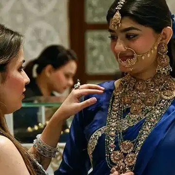 Gold, silver prices jump sharply as stock market falls, check latest Kolkata rates